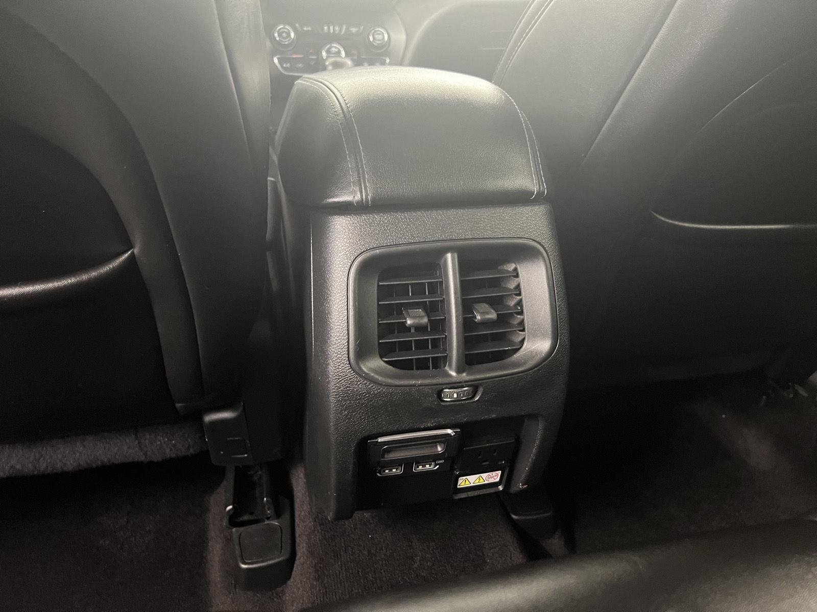2019 Jeep Cherokee Latitude Plus - Photo 25