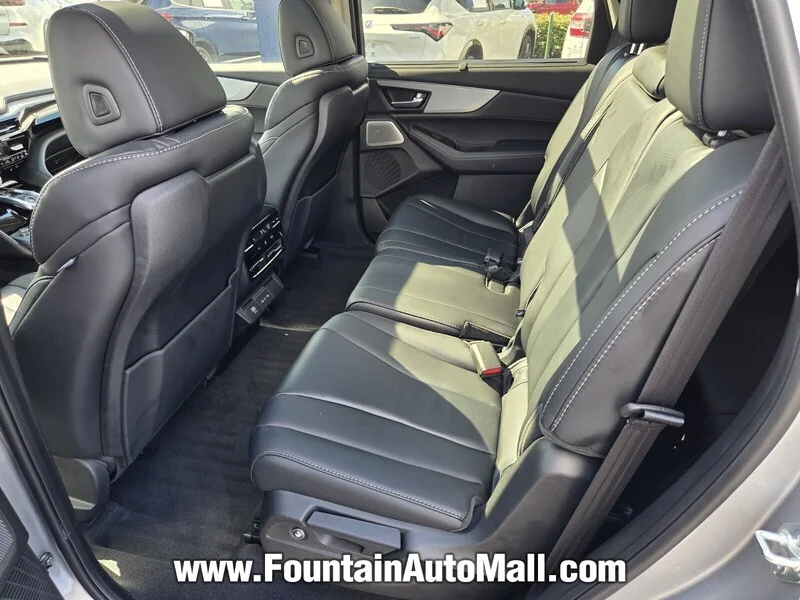 Used 2026 Solar Silver Metallic Acura FWD w/Technology Package image 9