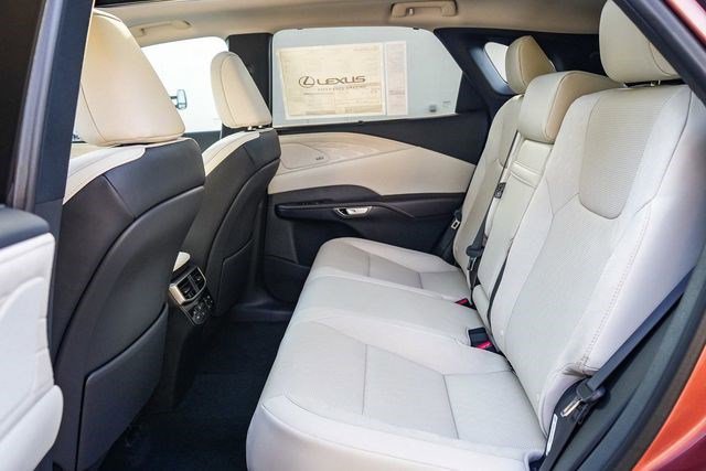 2026 Lexus RX 350 Luxury - Photo 18