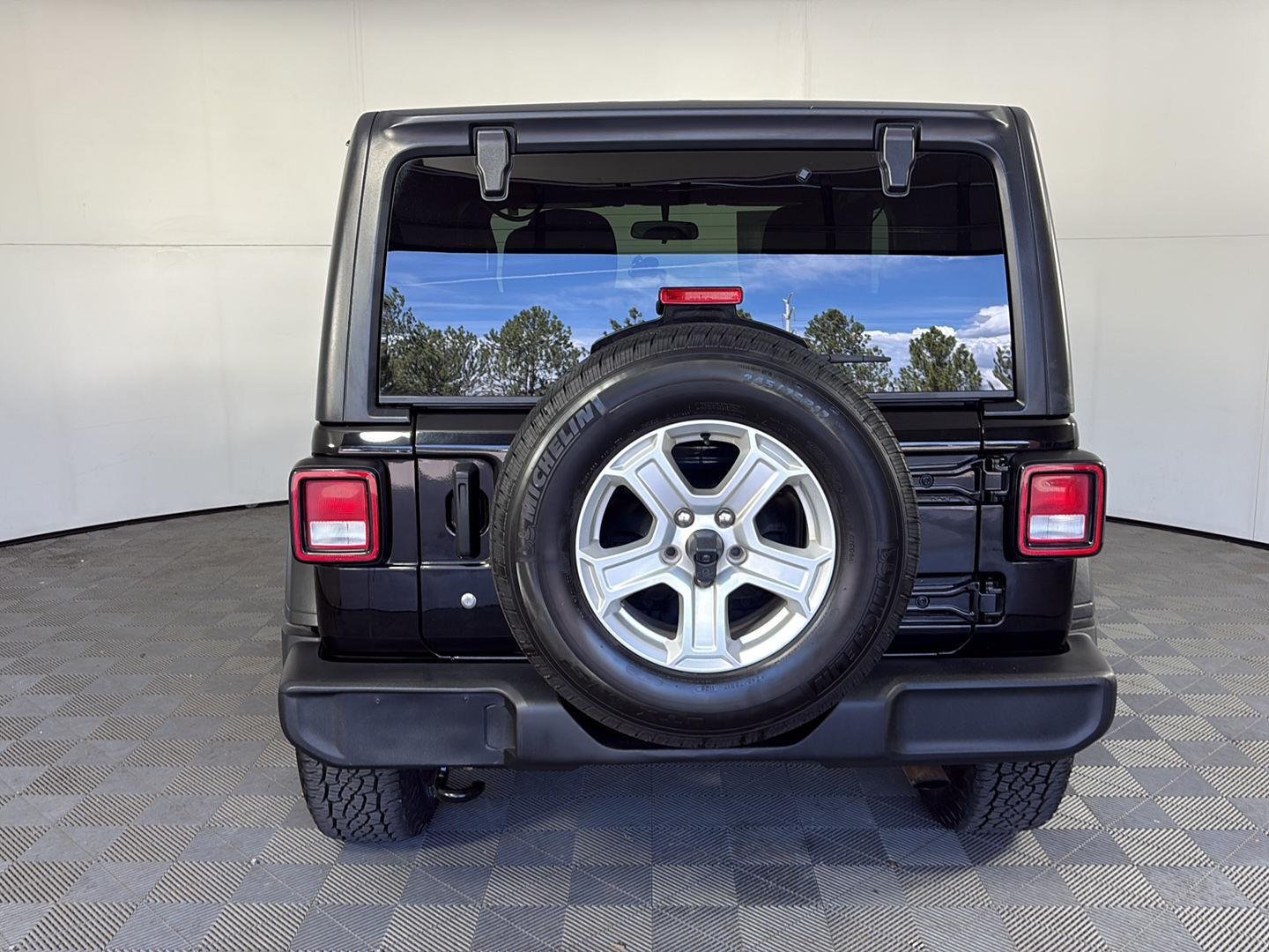 2020 Jeep Wrangler Sport S - Photo 6