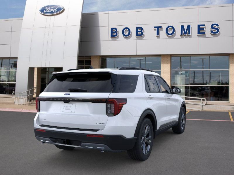 New 2026 Star White Metallic Tri-Coat Ford Active image 9