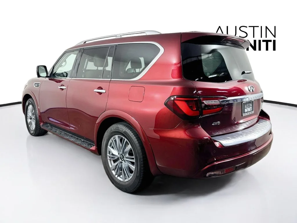 Certified Used 2022 Red INFINITI LUXE image 5