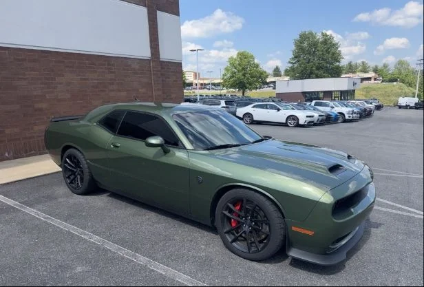 2023 Dodge Challenger SRT Hellcat Jailbreak Auto's photo