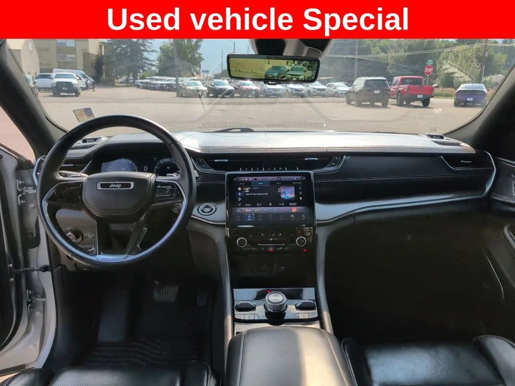 Used 2022 Silver Jeep Overland image 16