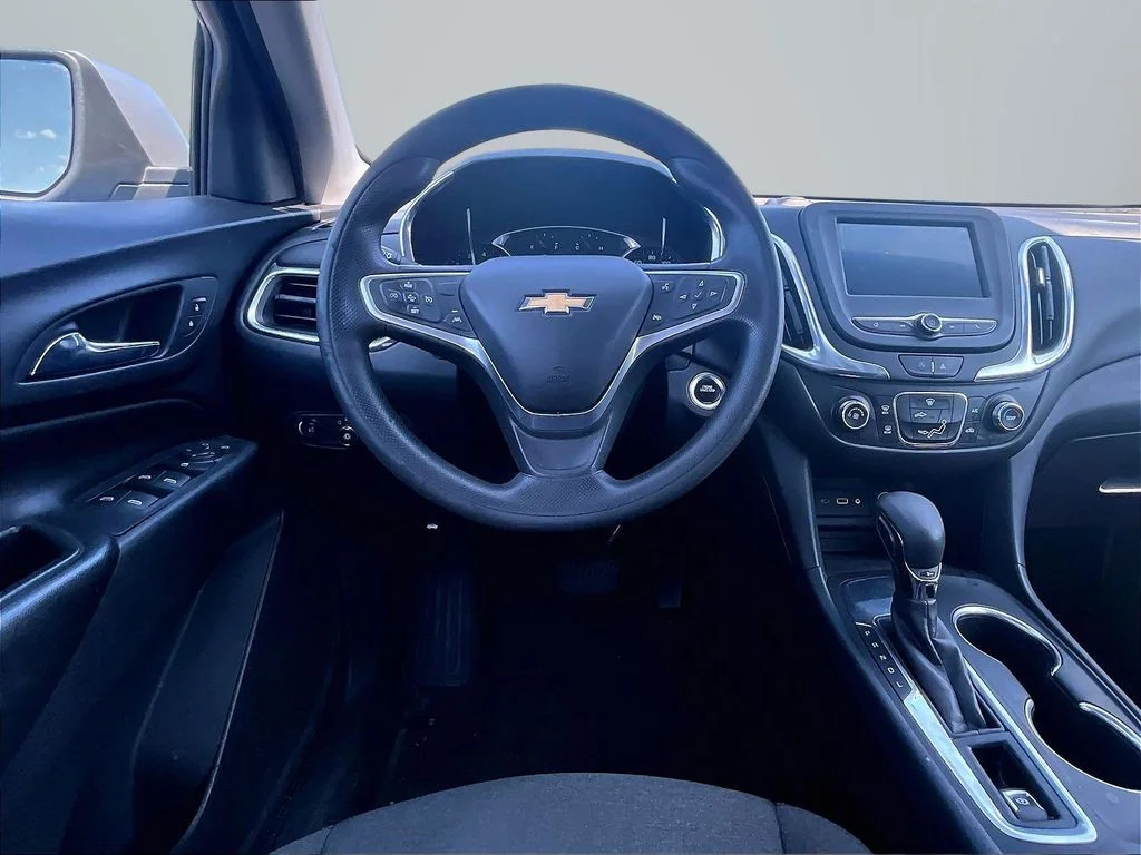Used 2022 Silver Chevrolet LT image 5