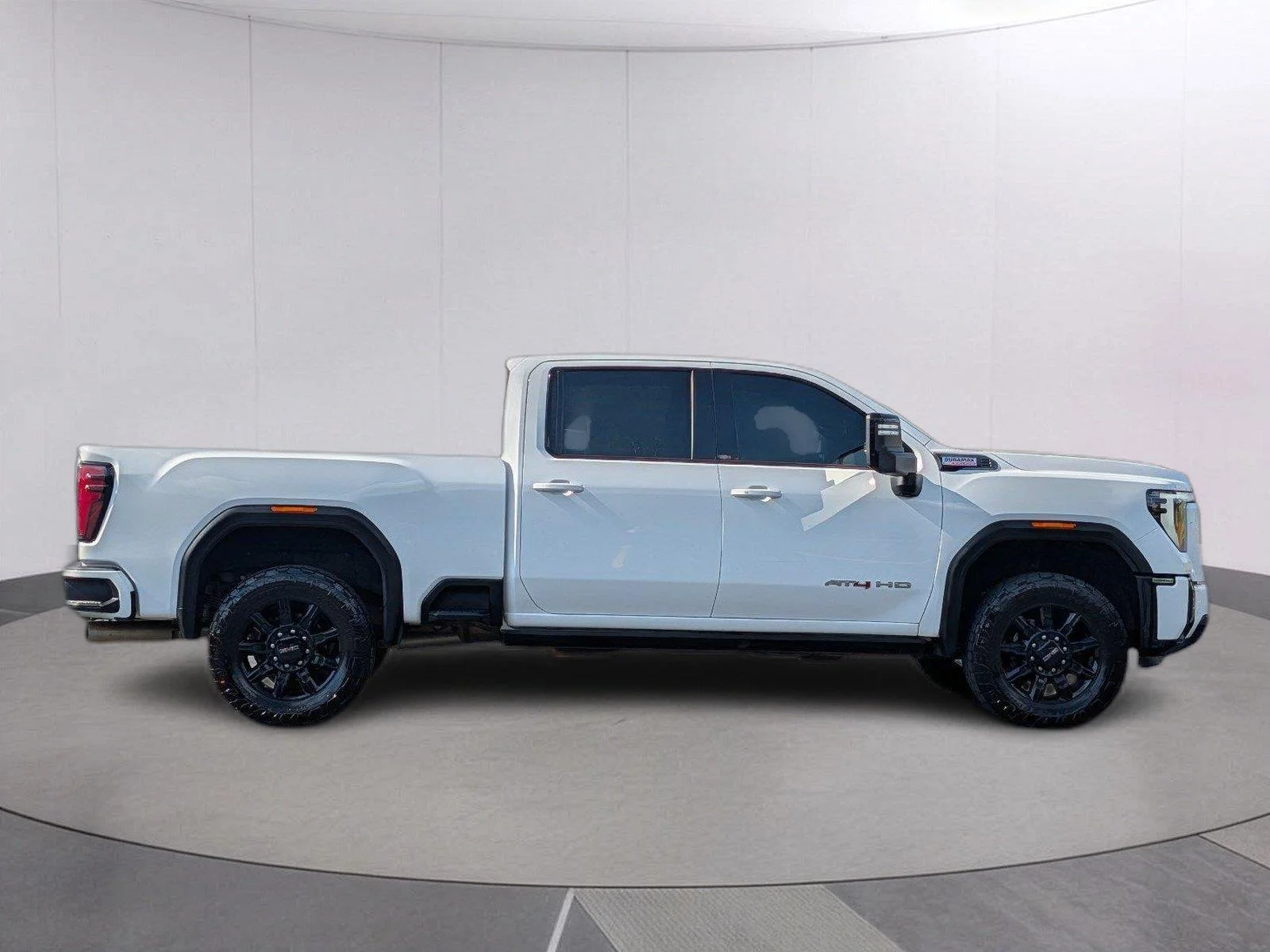 Used 2025 Summit White GMC AT4 image 7