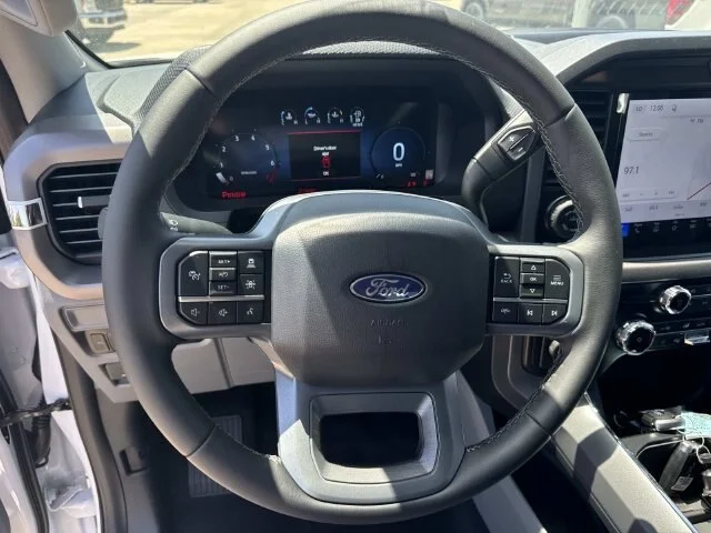 New 2026 Oxford White Ford XLT image 54