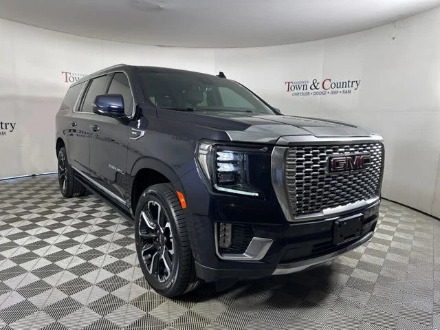2023 GMC Yukon Denali AWD's photo