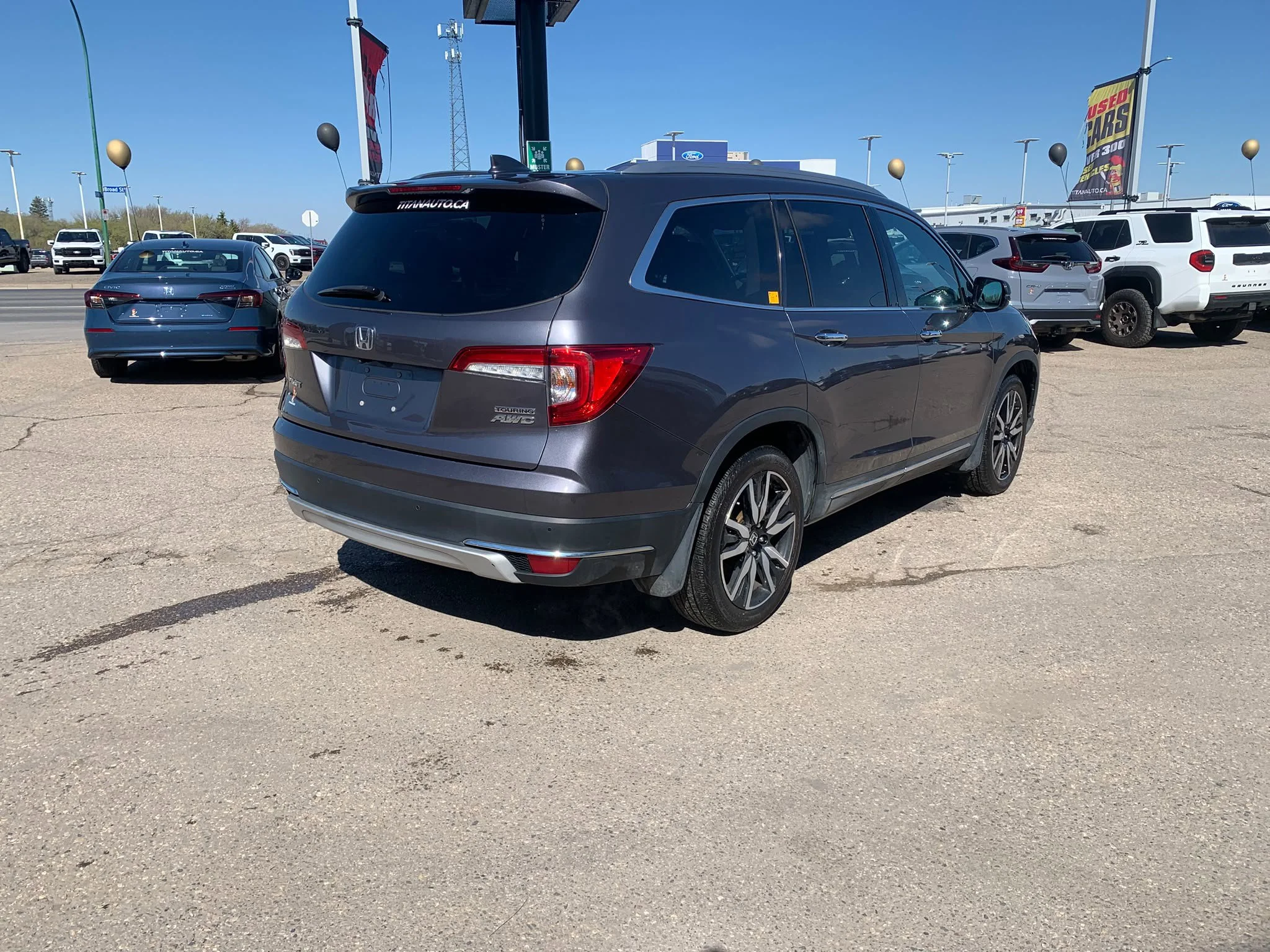 Certified Used 2021 Gray Honda Touring image 13