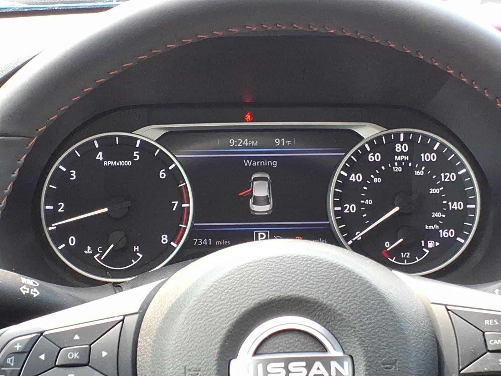 Used 2025 Electric Blue Metallic Nissan SR image 13