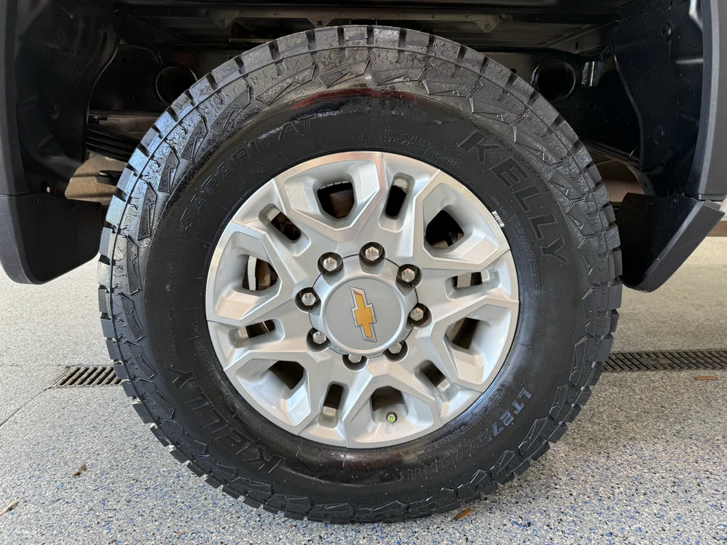 Used 2023 Summit White Chevrolet LT image 33