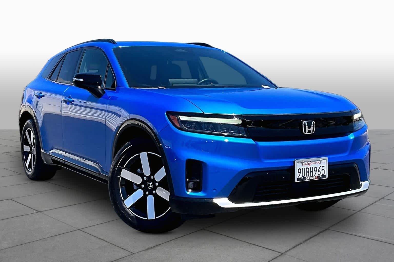 Used 2025 Pacific Blue Metallic Honda Touring image 2