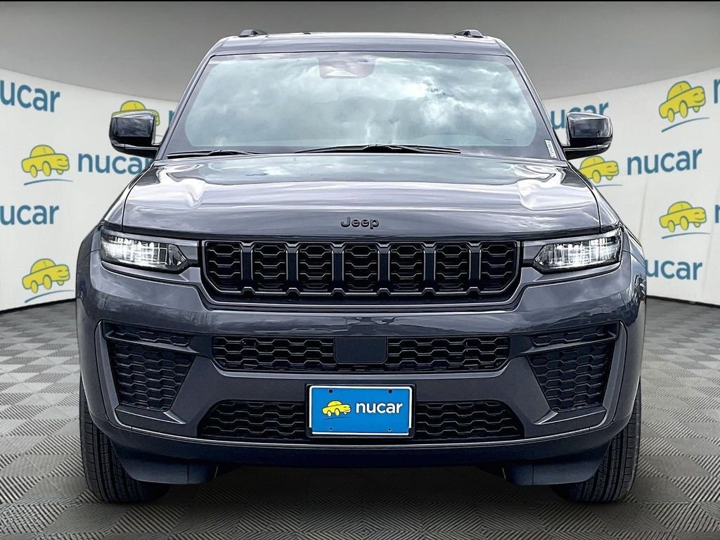 New 2026 Baltic Gray Metallic Clearcoat Jeep Laredo image 3