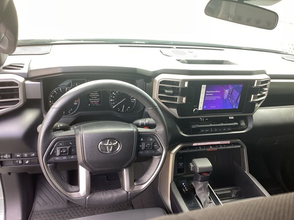 Used 2026 Green Toyota SR5 image 15