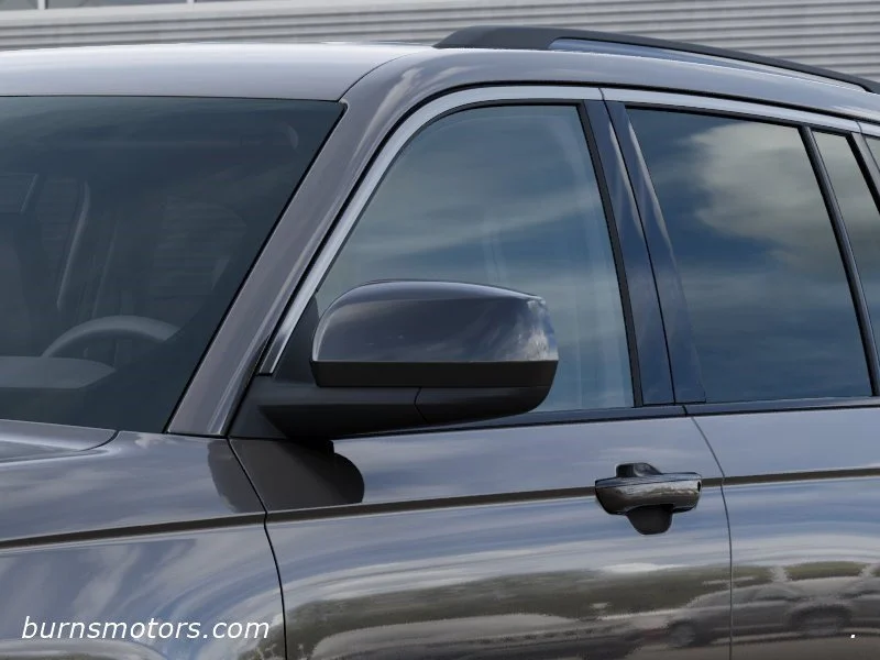 New 2026 Baltic Gray Metallic Clear-Coat Exterior Paint Jeep Laredo Altitude image 12