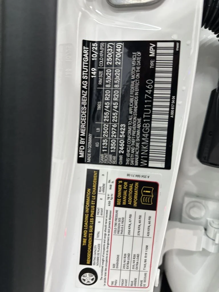 Certified Used 2026 White Mercedes-Benz GLC 300 image 24