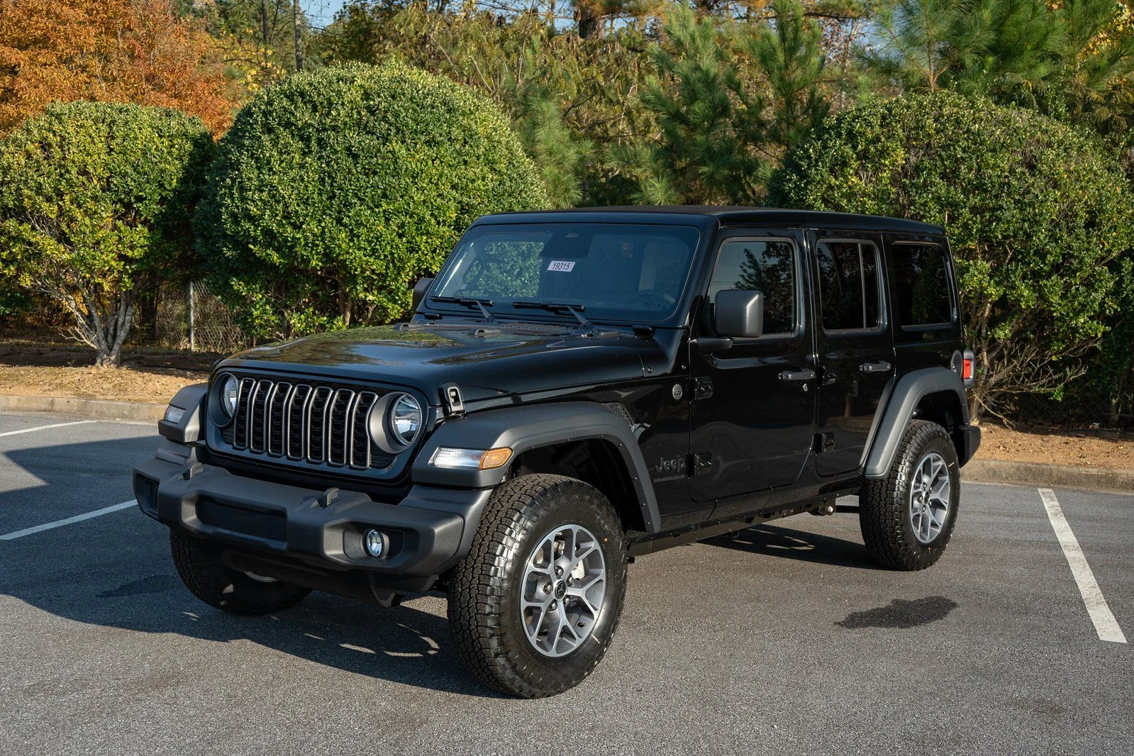 New 2026 Black Clear-Coat Exterior Paint Jeep Sport S image 3