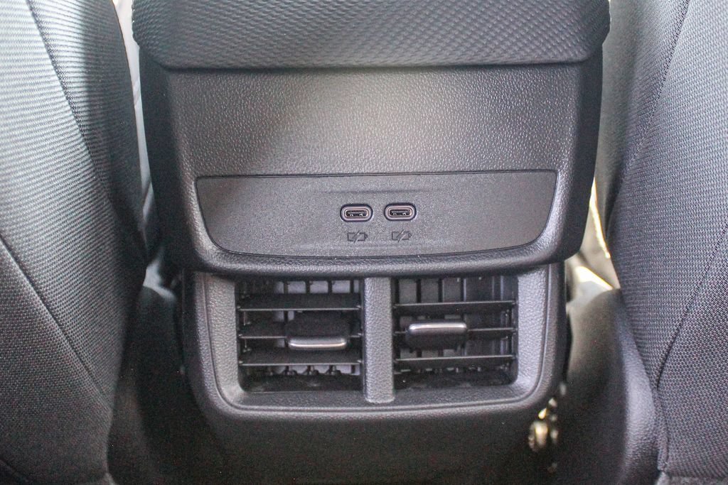 2027 Chevrolet Equinox LT - Photo 17