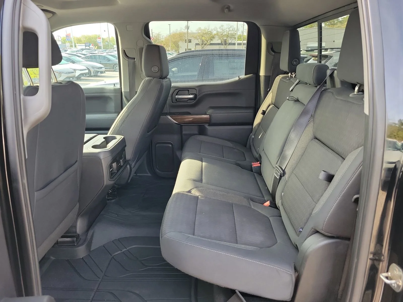 2019 Chevrolet Silverado 1500 RST - Photo 14