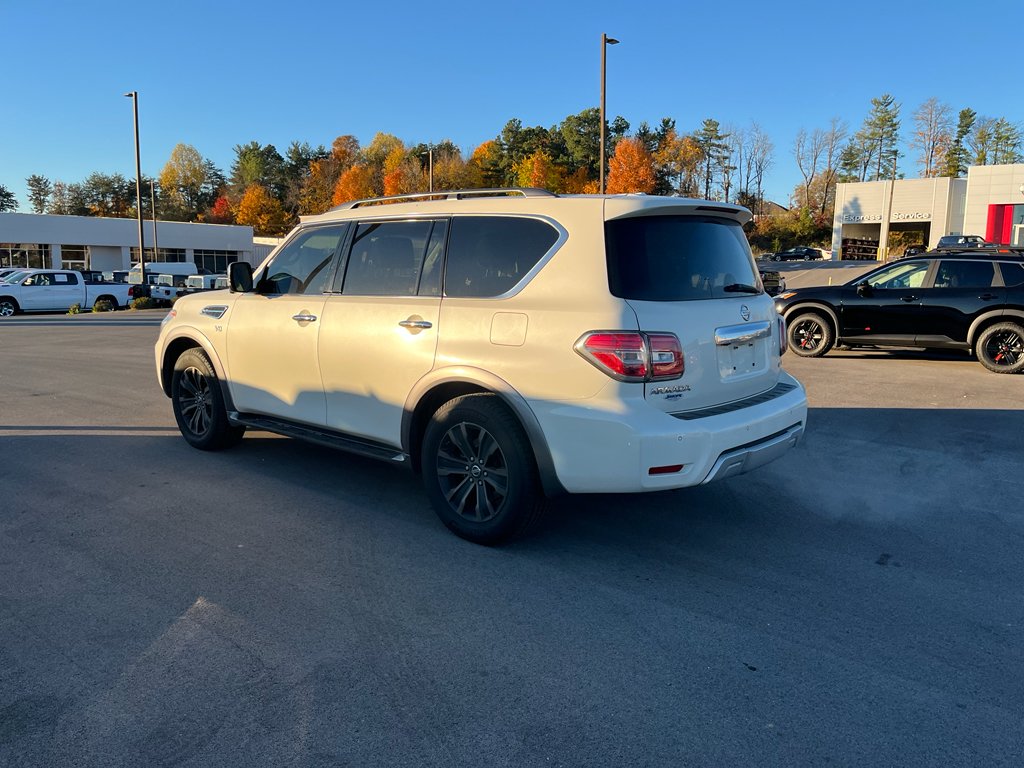 2017 Nissan Armada Platinum photo 4