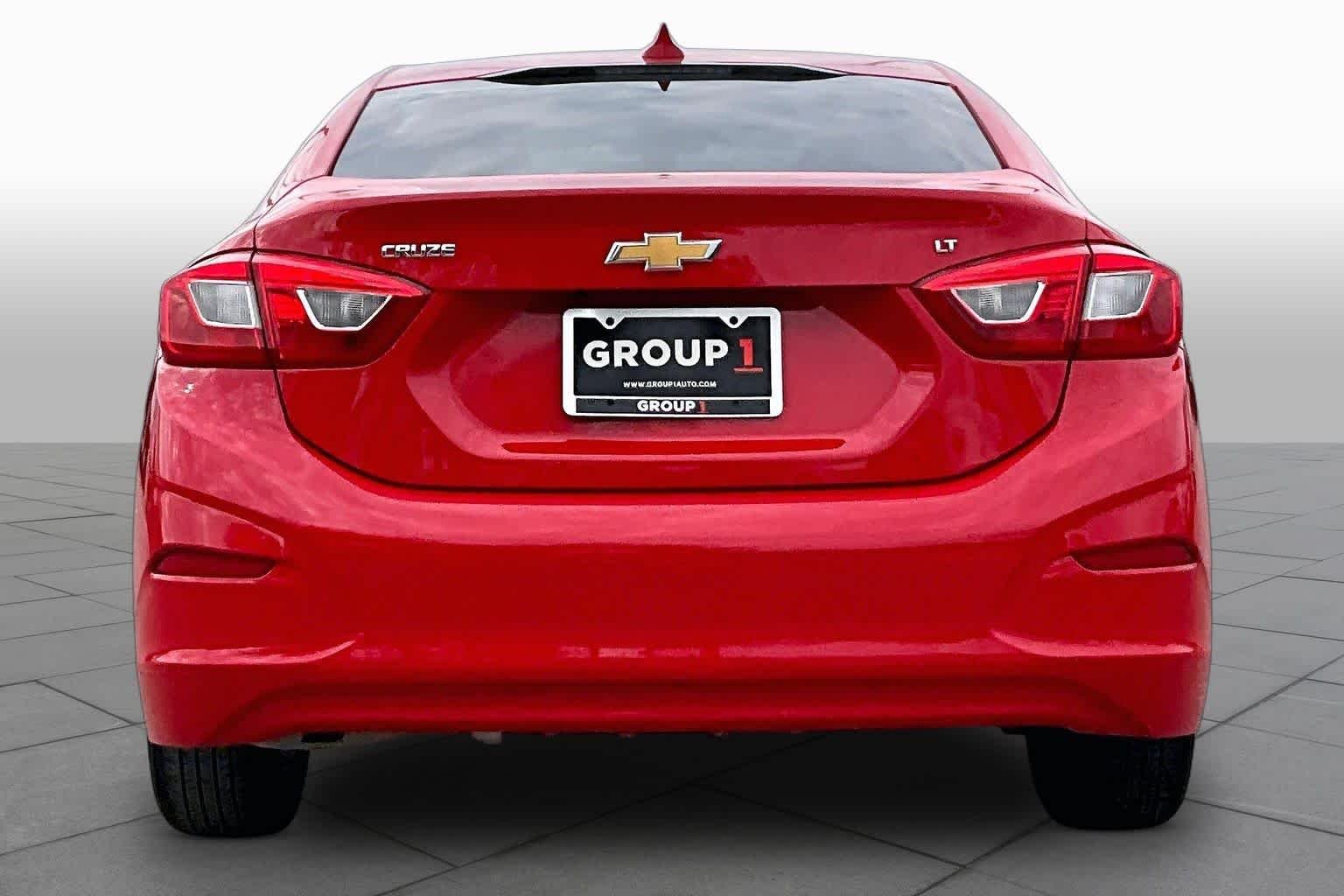 Used 2017 Red Chevrolet LT image 5