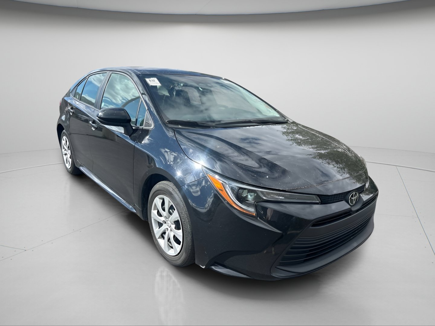 Used 2025 Midnight Black Metallic Toyota LE image 3