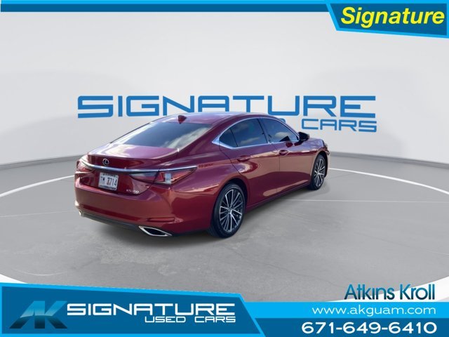 Used 2023 Red Lexus ES 350 Luxury image 9