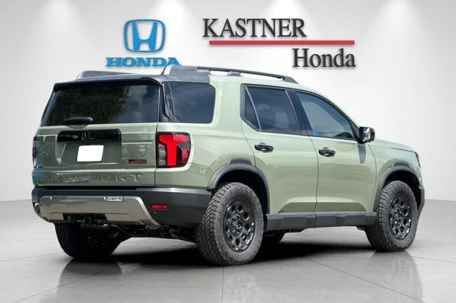 New 2026 Ash Green Metallic Honda TrailSport Blackout Elite image 4