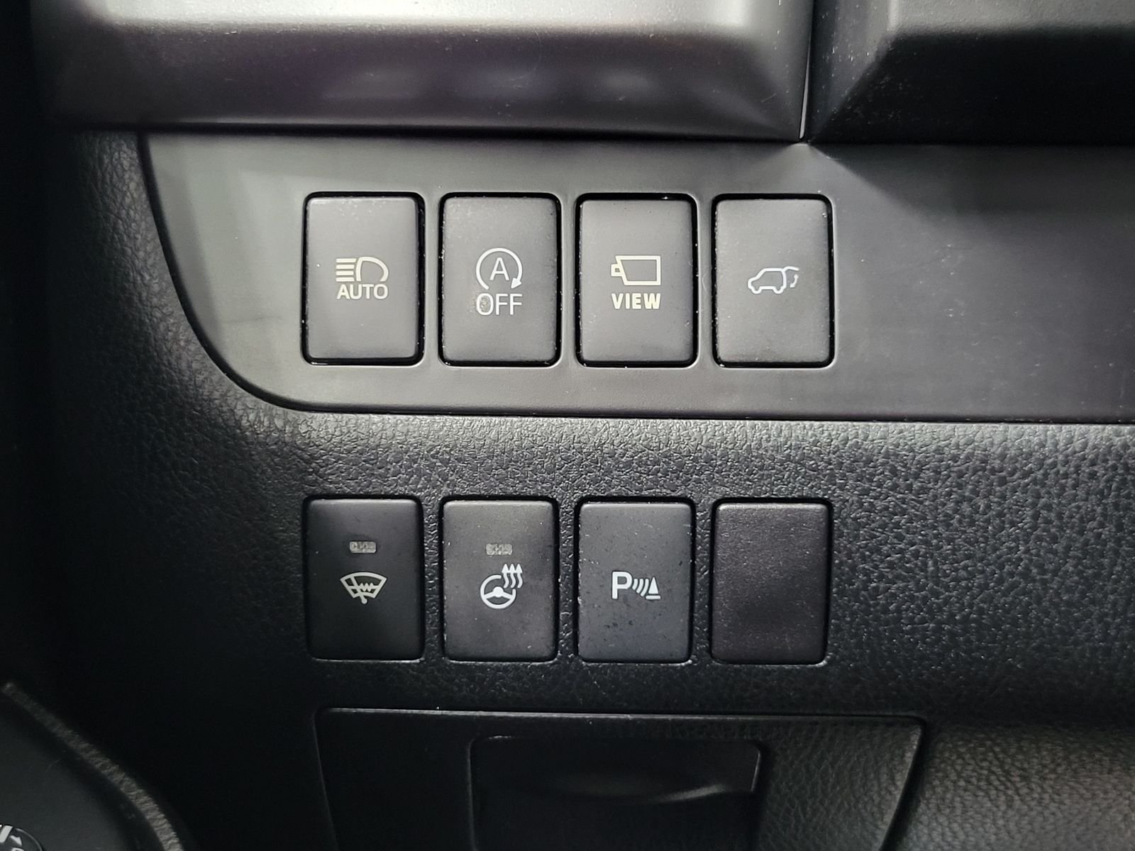 Used 2018 White Toyota Limited Platinum image 14