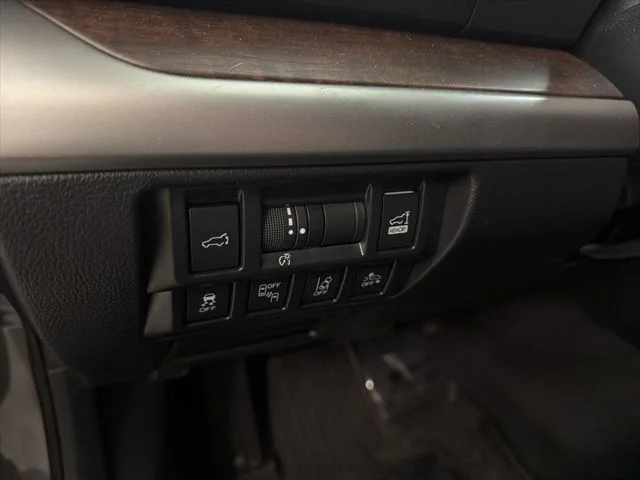 Used 2019 Magnetite Gray Metallic Subaru 3.6R image 29