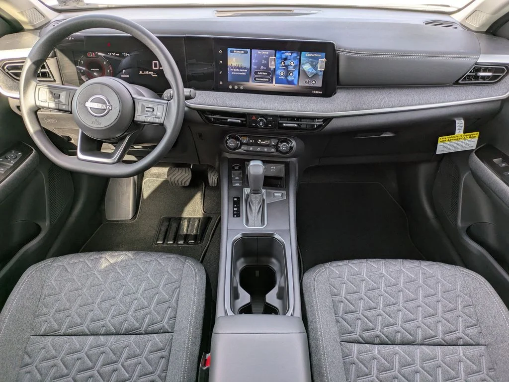 New 2026 Aspen White TriCoat / Super Black Two-tone Nissan SV image 15