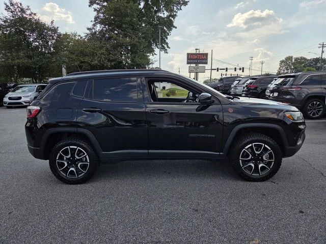 Used 2024 Black Jeep Trailhawk image 10