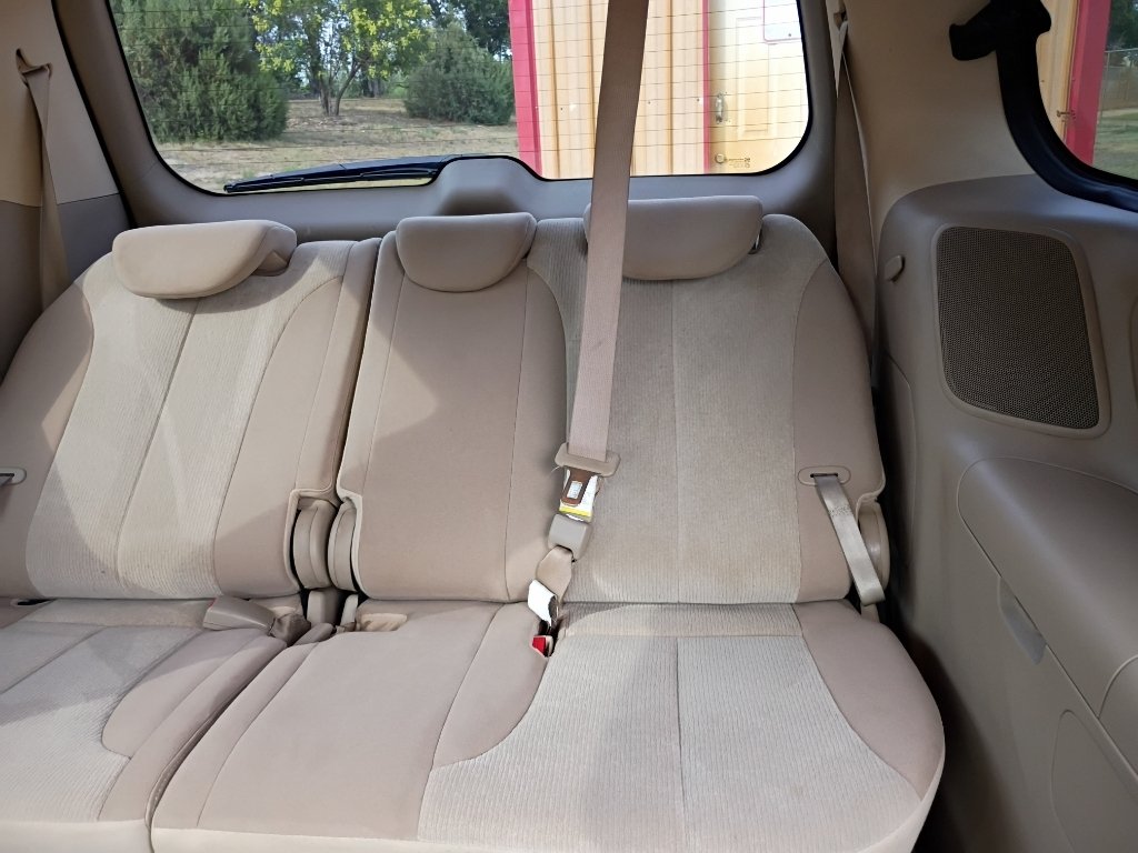 Used 2012 Claret Red Kia LX image 22