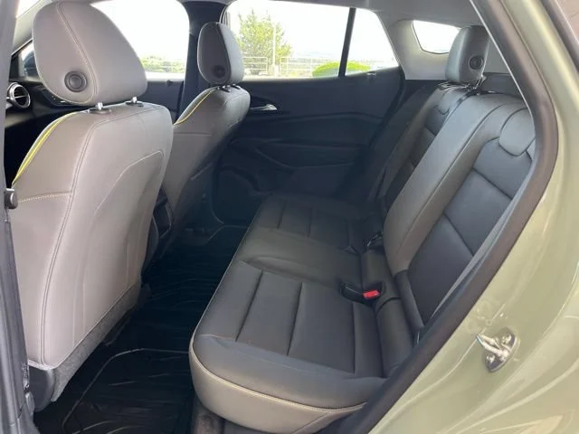 Used 2025 Cacti Green Chevrolet ACTIV image 43