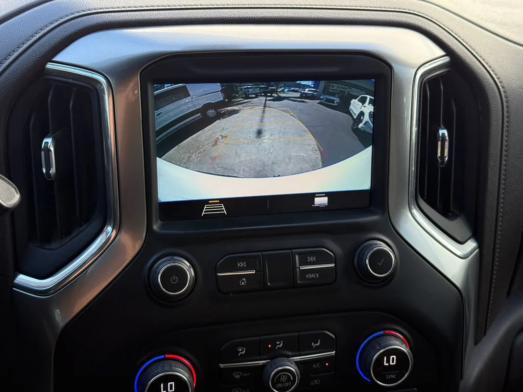 Used 2022 SUMMIT WHITE Chevrolet LT image 30