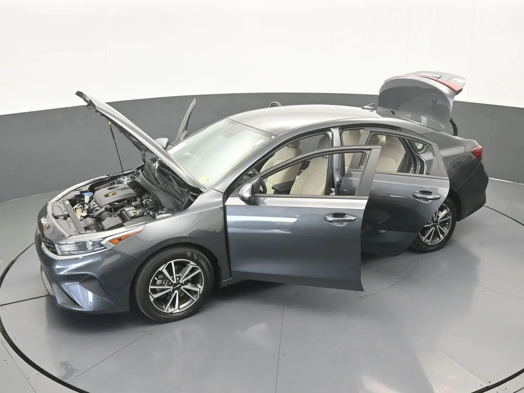 Used 2023 Gravity Gray Kia LXS image 54