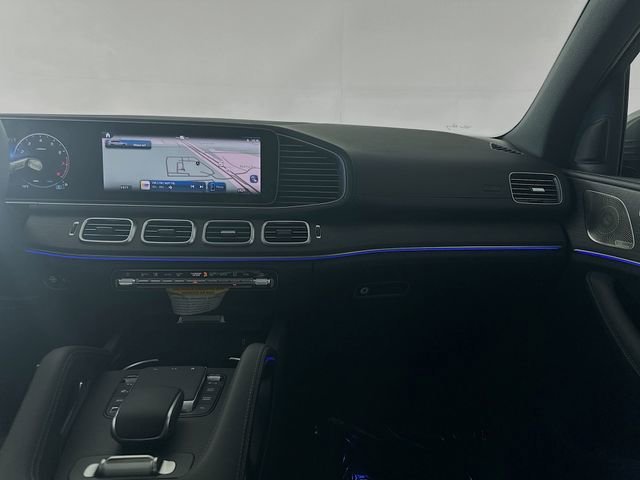 New 2026 Selenite Grey Metallic Mercedes-Benz GLS 580 image 58
