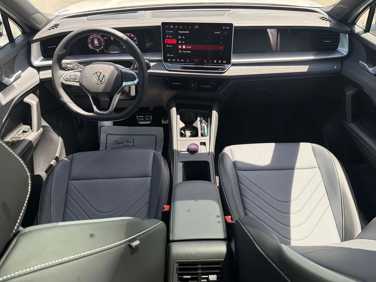 New 2026 White/off-white Volkswagen 2.0T SE R-Line Black image 30
