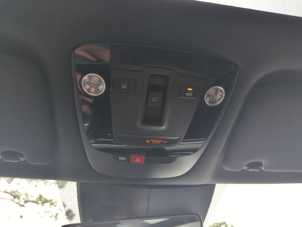 New 2026 Wolf Gray Kia GT image 27