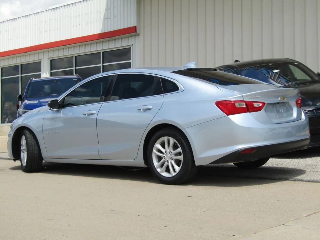 Used 2018 Blue Chevrolet LT image 10