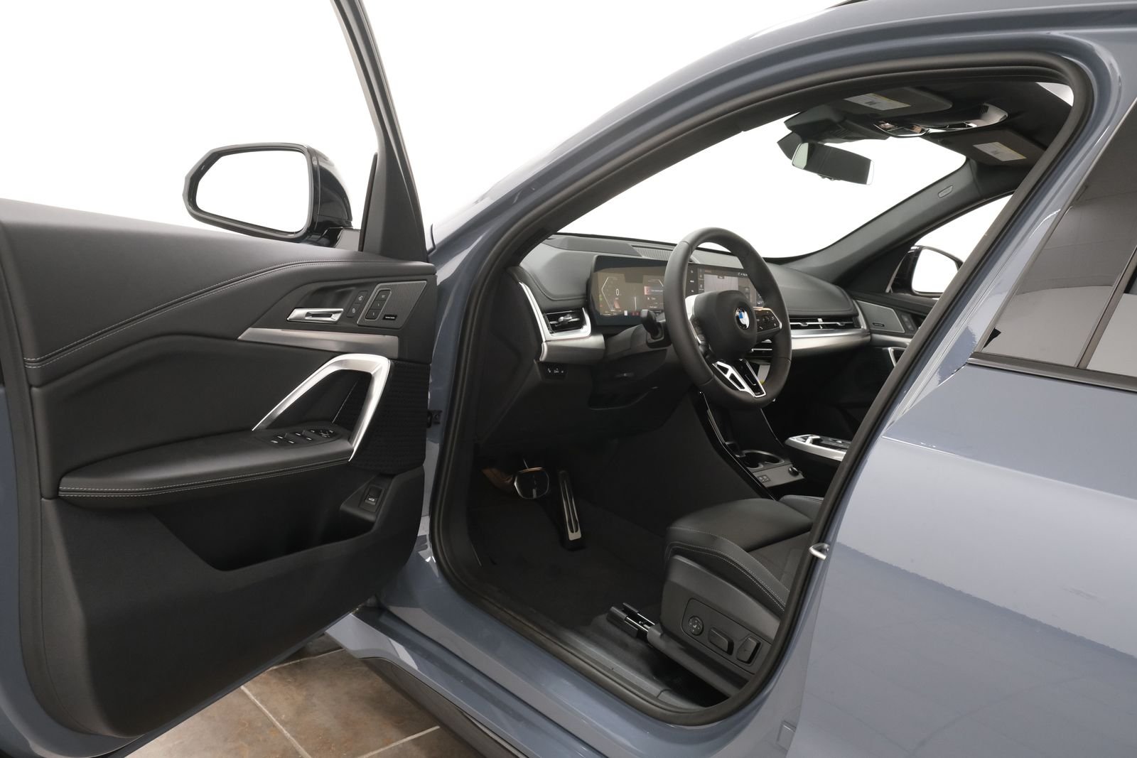 New 2027 C3n BMW xDrive28i image 25