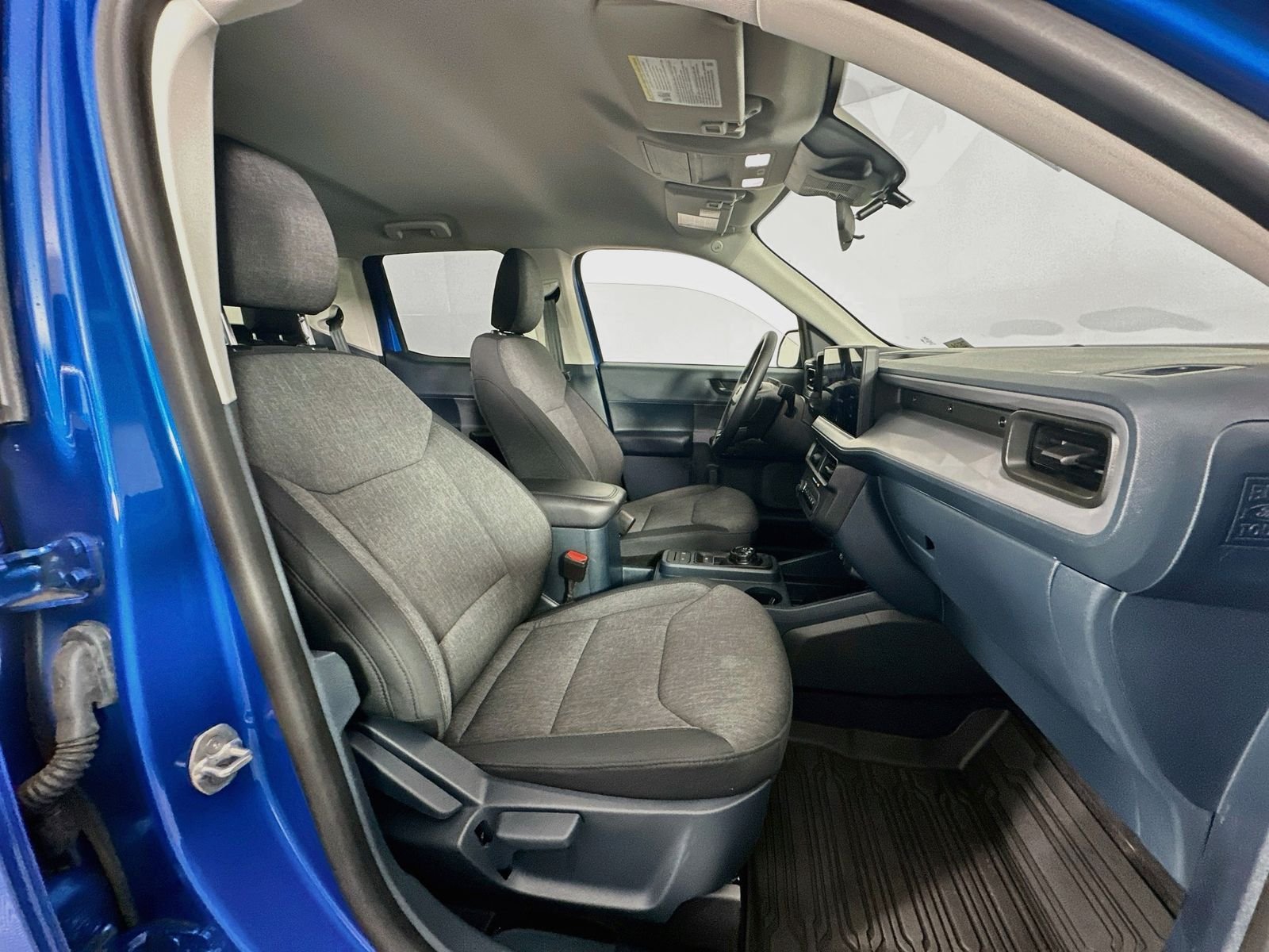 Used 2025 Velocity Blue Ford XLT image 26