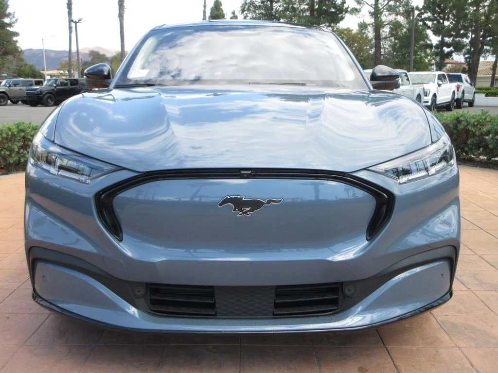 Certified Used 2023 Vapor Blue Ford Premium image 8