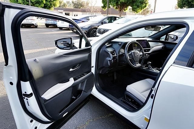 Used 2023 Gray Lexus 250h Base image 36