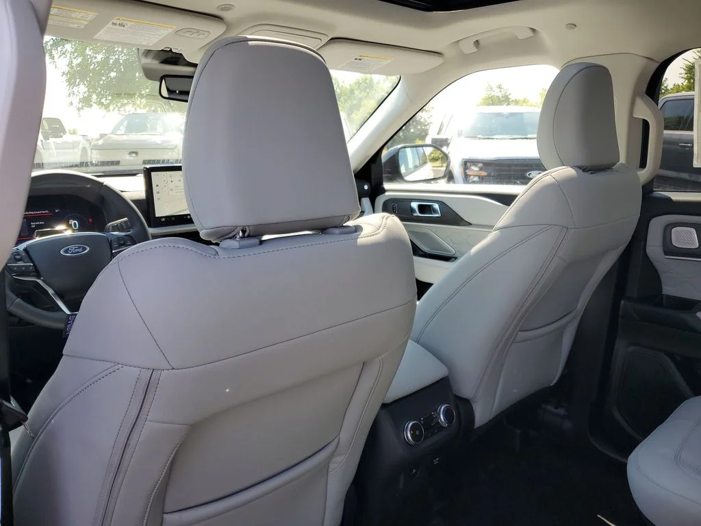 New 2026 Space White Metallic Ford Platinum™ image 26