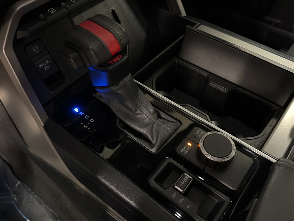 2025 Toyota Sequoia SR5 - Photo 27