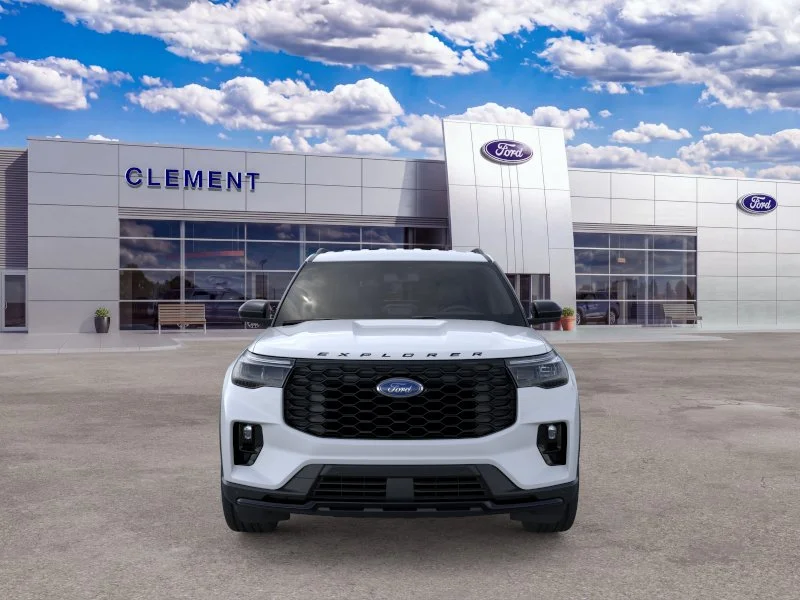 New 2026 Space White Metallic Ford ST-Line image 6