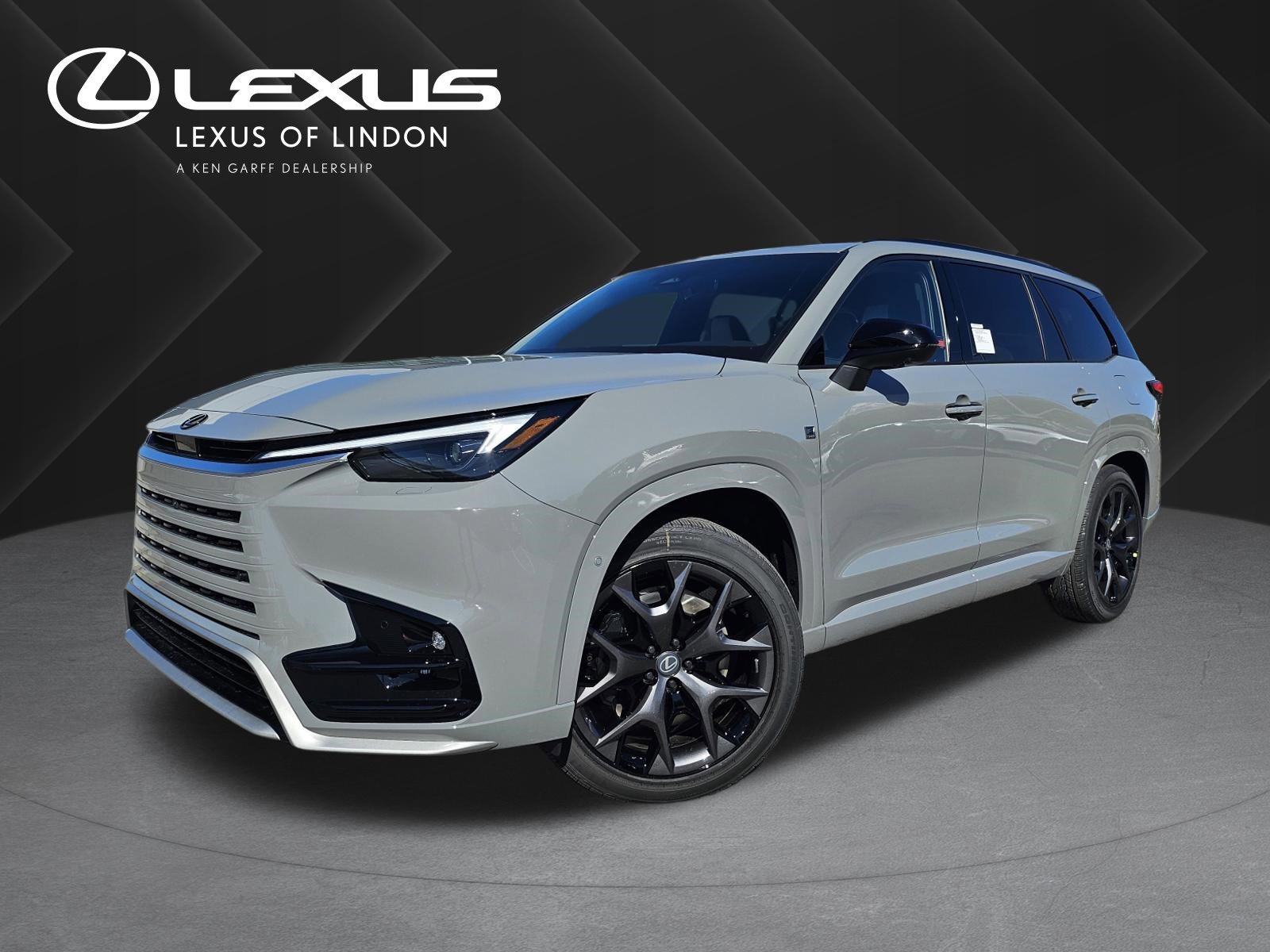 2026 Lexus TX 500h's photo
