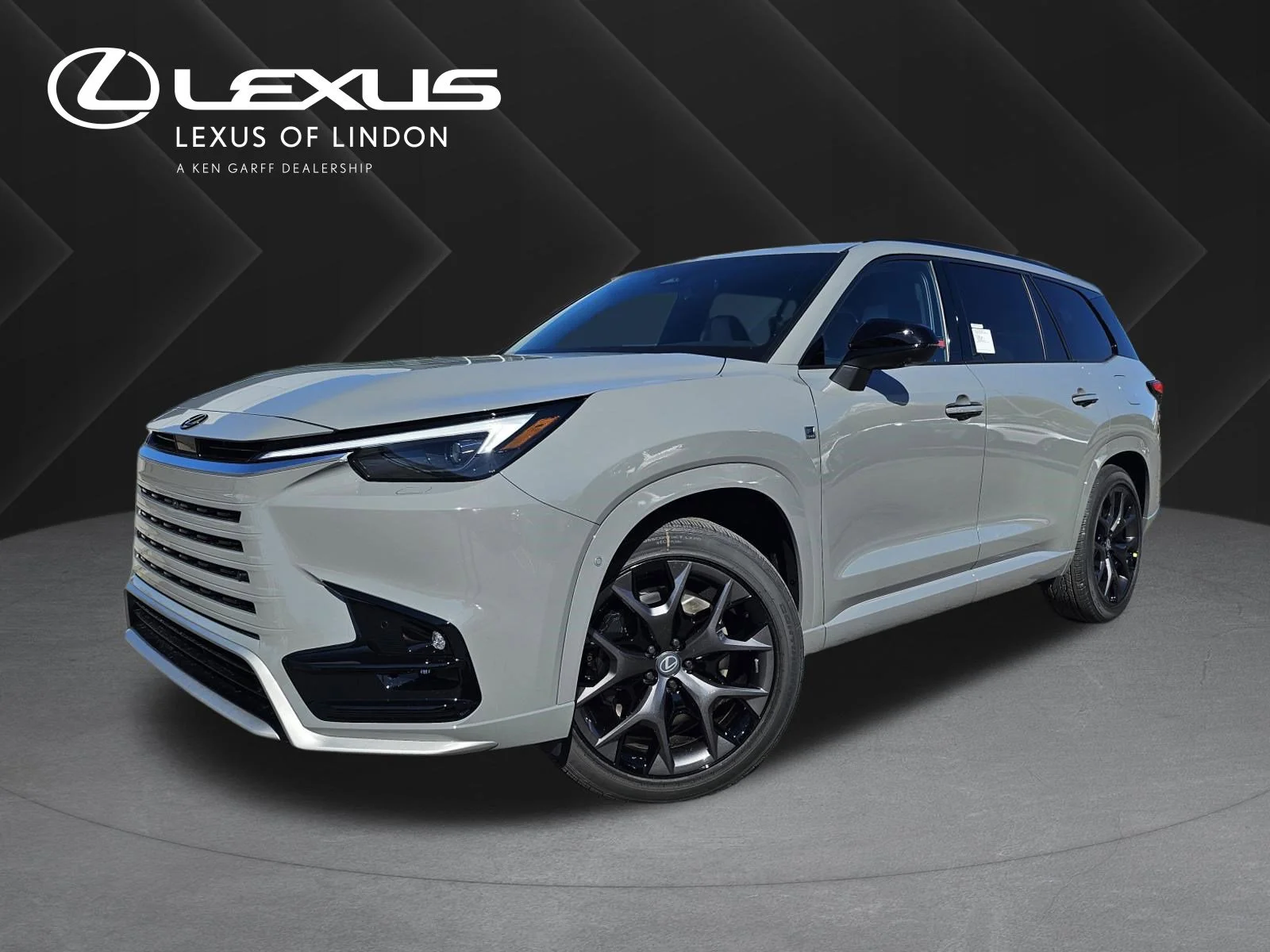 2026 Lexus TX 500h's photo