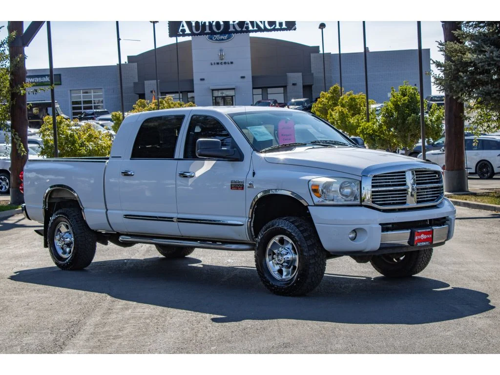 Used 2007 Bright White Clearcoat Dodge Laramie image 2